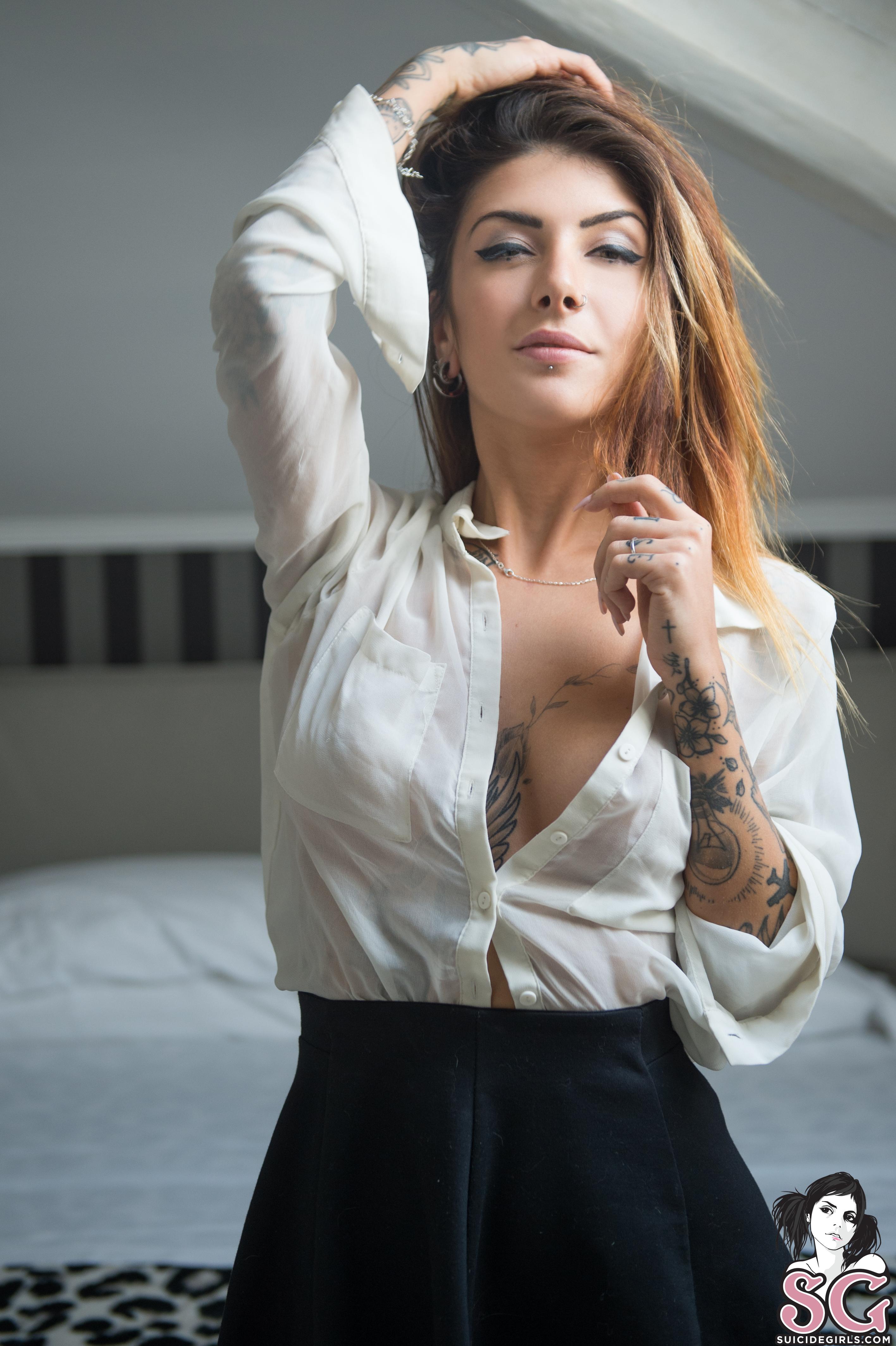 Beautiful Suicide Girl Indaco Good Girl Gonna Go Bed 15 